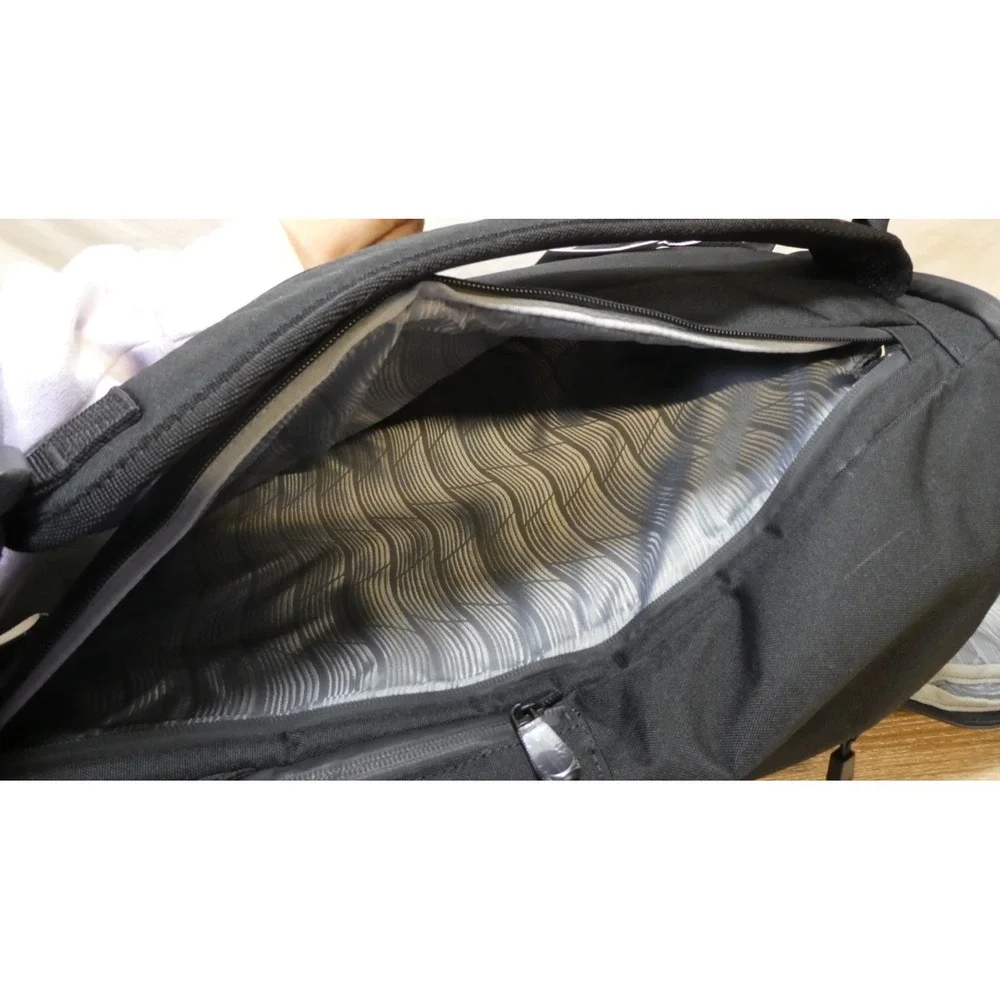 LO & SONS Hakuba Padded Laptop Backpack in Black - Multi Pocket Organizer NWT